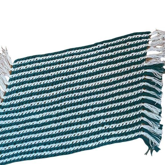 Handmade Bulky Crochet Lap Afghan Green White - Picture 5 of 10